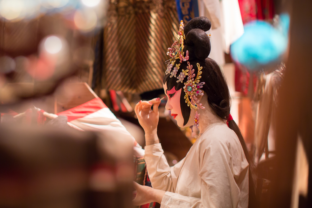Chinese,Opera,Dummy,Is,Doing,The,Make,Up.,This,Is