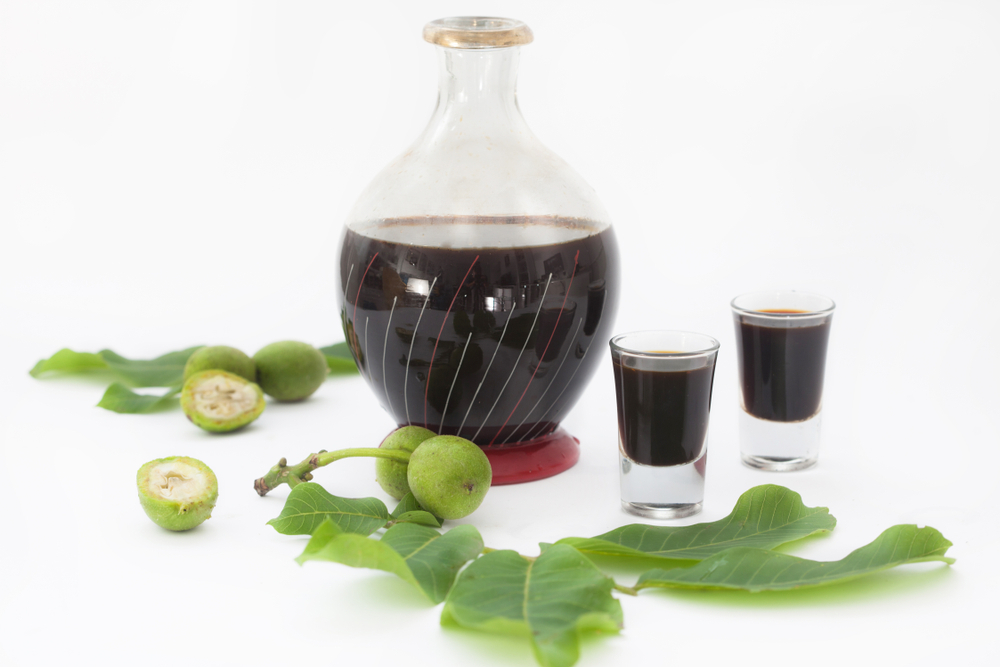 Bottle,And,Two,Glasses,With,Walnut,Liquor.,Homemade,Wallnut,Liquer