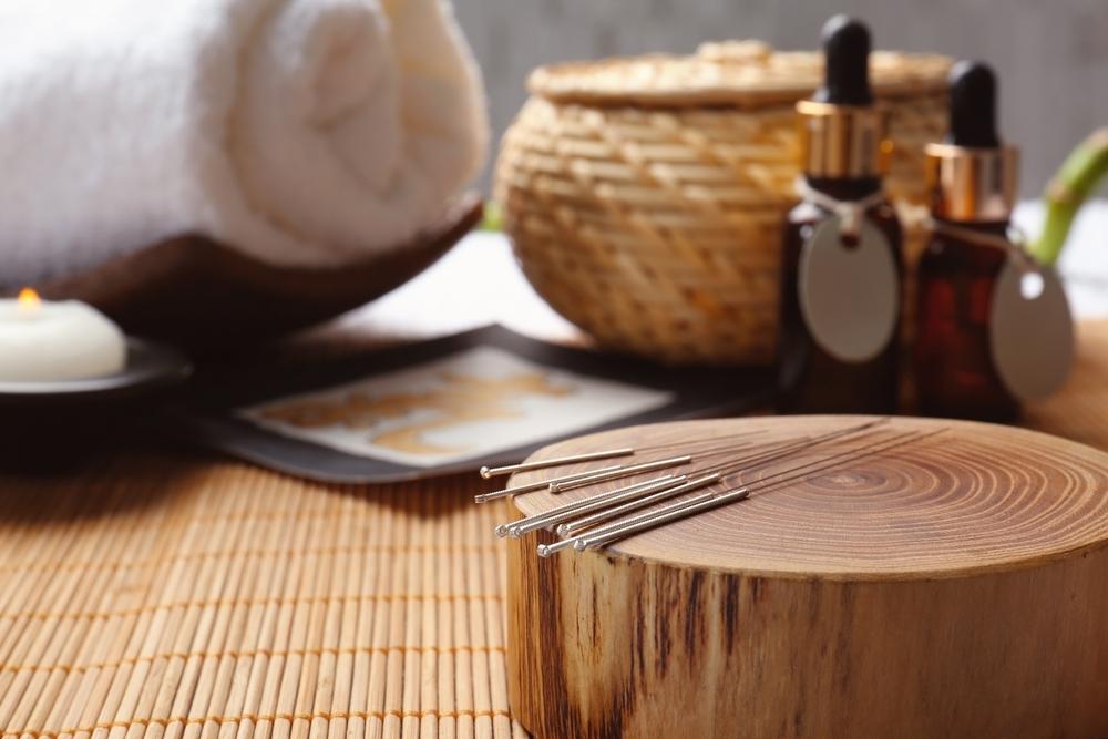 Composition,With,Acupuncture,Needles,On,Bamboo,Mat
