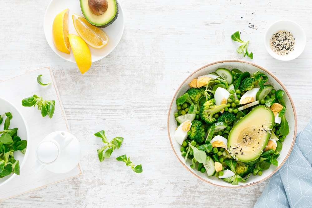 Easter,Fresh,Vegetable,Salad,With,Boiled,Egg,,Broccoli,,Corn,Salad,