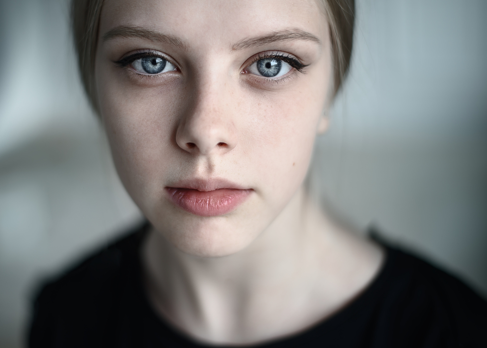 Natural,Portrait,Of,A,Beautiful,Young,Girl,Close-up