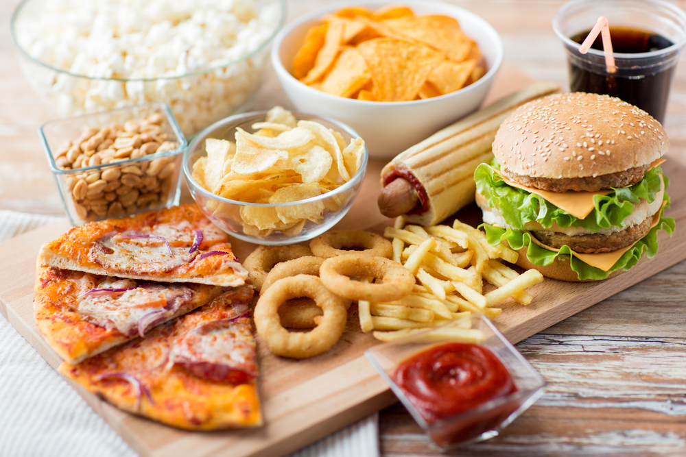 Fast,Food,And,Unhealthy,Eating,Concept,-,Close,Up,Of