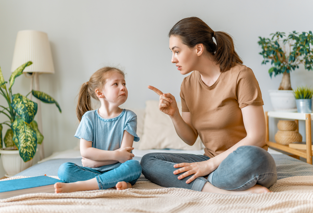 Mother,Is,Scolding,Her,Child,Girl.,Family,Relationships