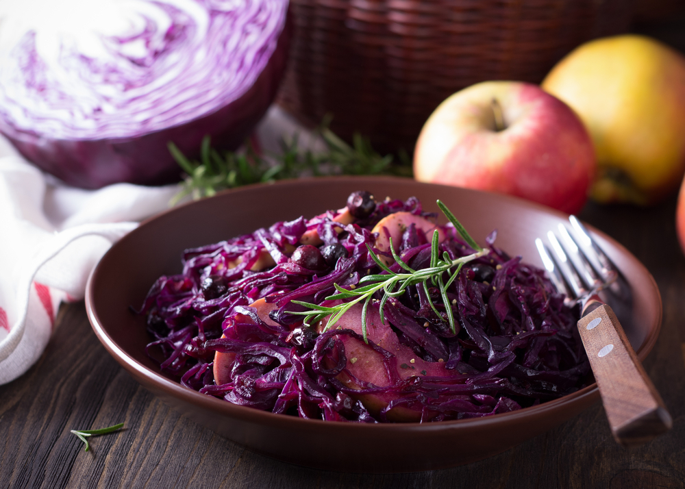Spicy,Red,Cabbage,Stewed,With,Apples,And,Blackcurrant