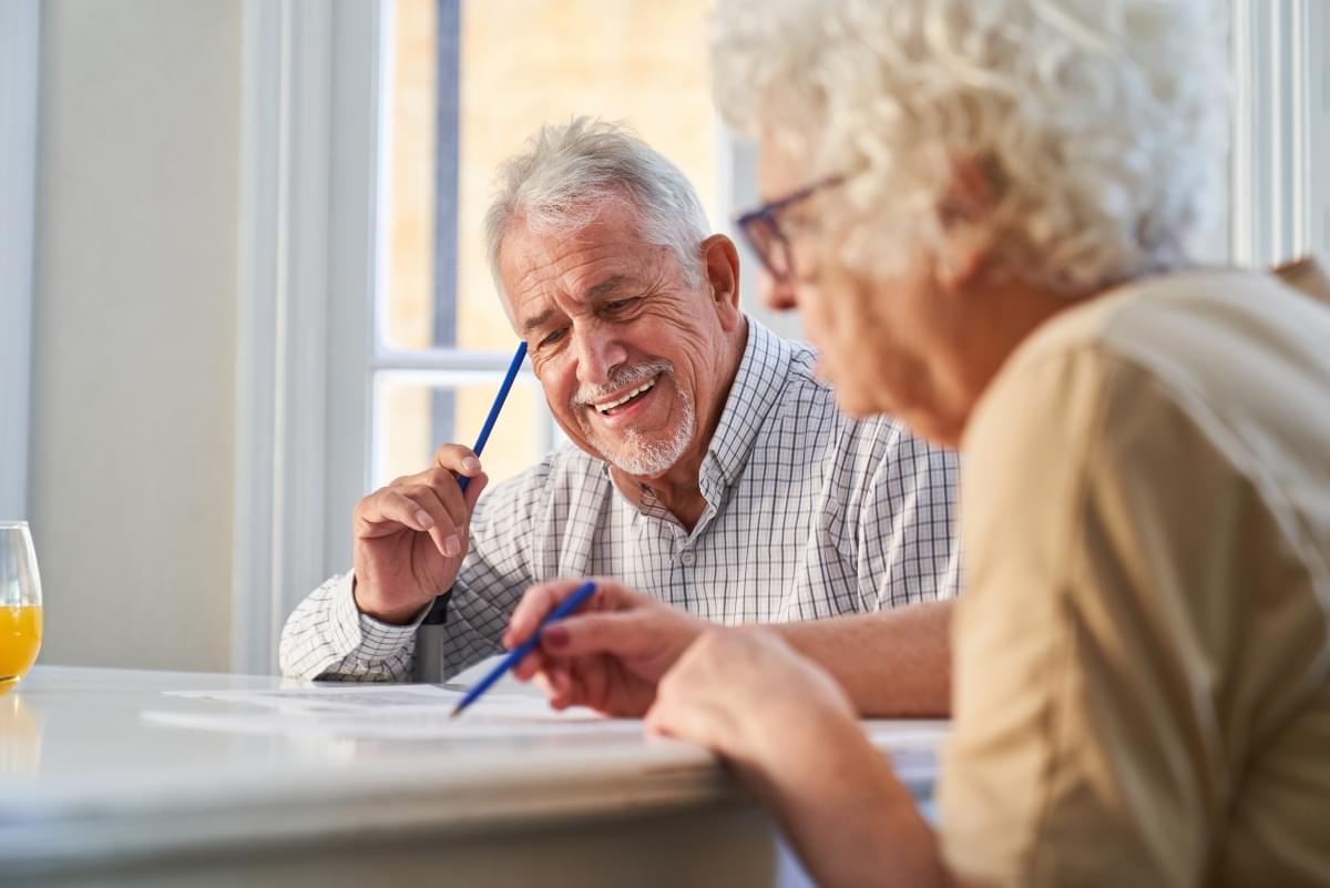 Couple,Of,Seniors,Has,Fun,Solving,Puzzles,As,A,Memory